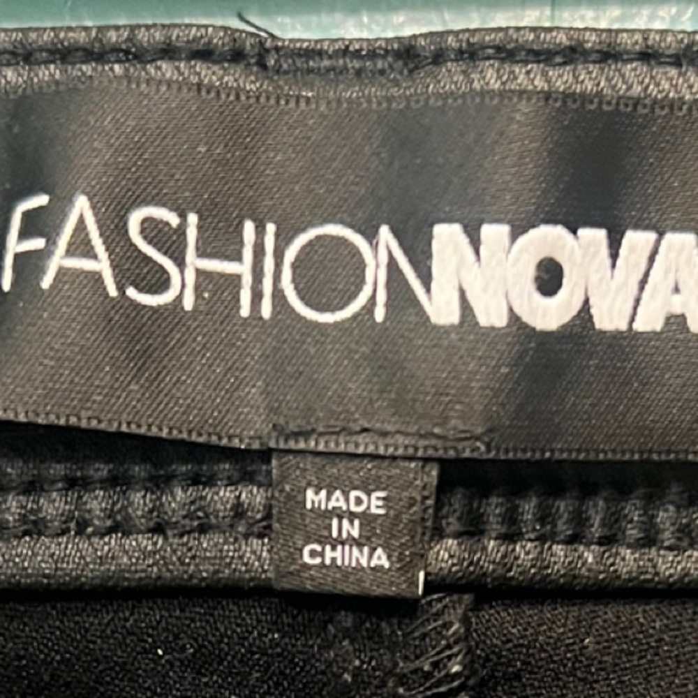 Fashion Nova Black High-Waisted Pants - Picture 3 of 3